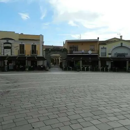 Casa Con Giardino Pula