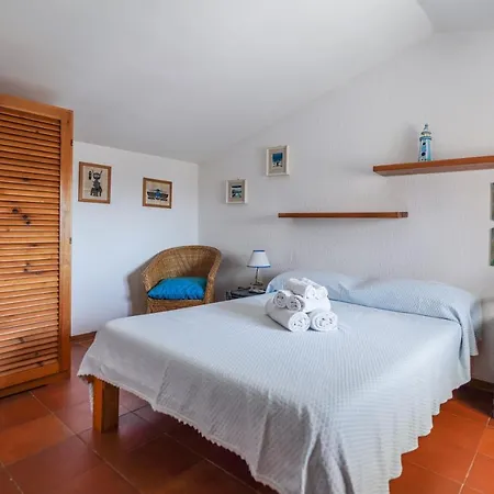 Casa Con Giardino Holiday home *